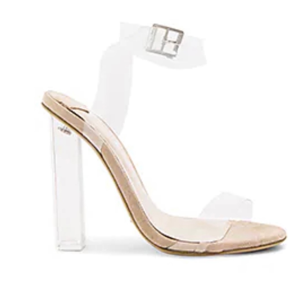 Revolve Kiki Heel size 9.5 in excellent condition!